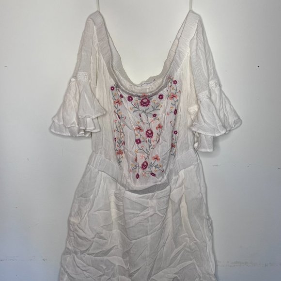 Coco + Jaimeson Size M White Romper w/ Front Stitching Lined - Picture 2 of 2